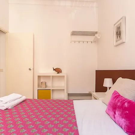 Trivao Sant Antoni Market Apartment *